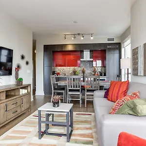  Apartment Gorgeous 2-bedroom In The Heart Of Downtown